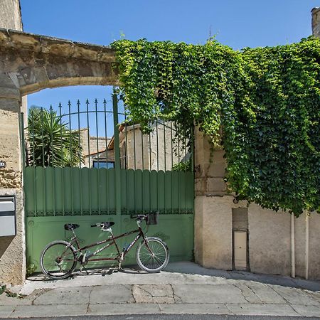 Oustaou De Betty Et Bob Bed and Breakfast Le Cailar Buitenkant foto