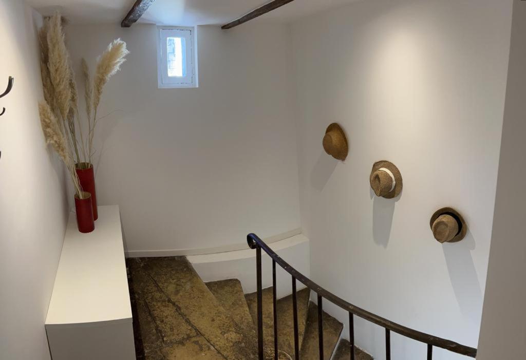 Oustaou De Betty Et Bob Bed and Breakfast Le Cailar Buitenkant foto